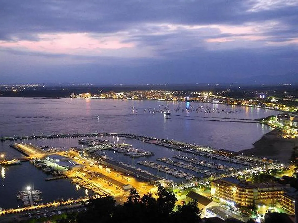 Amazing Seaview Apartment With Terrace & Parking - Casa Artevida Roses 0*,